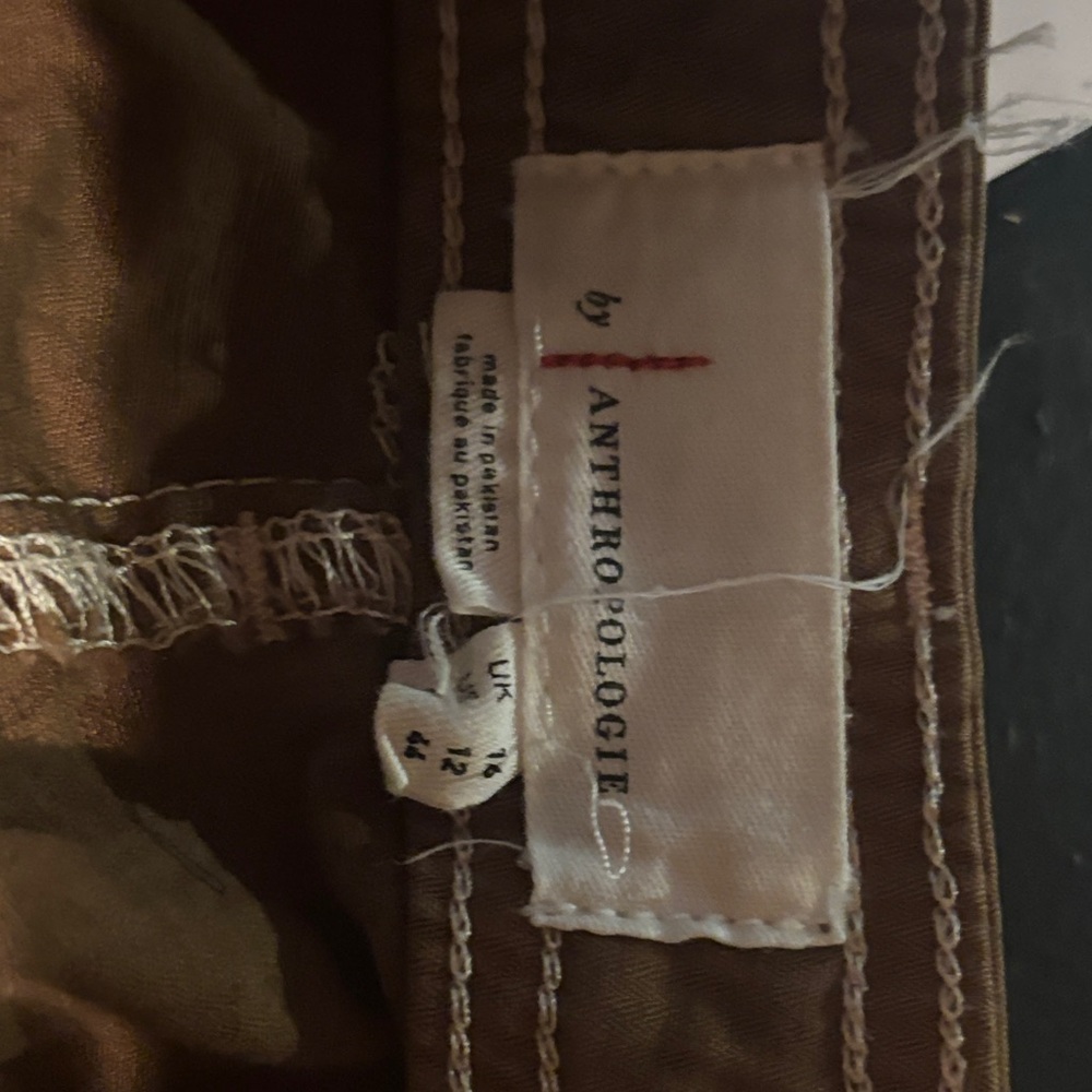 Anthropologie Women’s Rust Brown Cargo Pants with Contrast Stitching - Picture 3 of 4